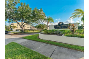 13608 VILLAGE DRIVE, TAMPA, FL 33618 - MLS#MFRTB8495645