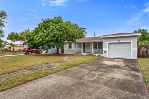 2425 36TH AVENUE, ST PETERSBURG, FL 33713 - MLS#MFRTB8495647