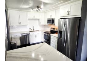 4651 1ST STREET, ST PETERSBURG, FL 33702 - MLS#MFRTB8495716