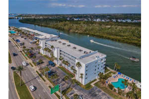 18325 GULF BOULEVARD, REDINGTON SHORES, FL 33708 - MLS#MFRTB8495727