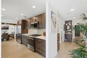 3698 61ST WAY, ST PETERSBURG, FL 33710 - MLS#MFRTB8495729