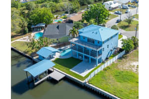 8717 DRIFTWOOD DRIVE, TAMPA, FL 33615 - MLS#MFRTB8495743