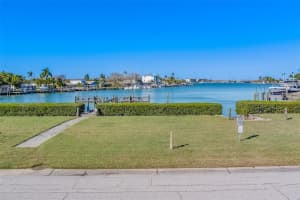 717 SUNSET COVE, MADEIRA BEACH, FL 33708 - MLS#MFRTB8495753