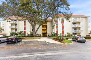 2650 Pearce Dr #111, CLEARWATER