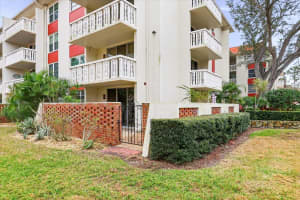 2650 PEARCE DRIVE, CLEARWATER, FL 33764 - MLS#MFRTB8495771