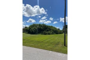 193 GARDEN AVENUE, PORT CHARLOTTE, FL 33952 - MLS#MFRTB8495804