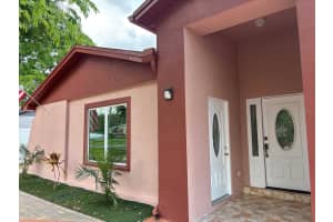 6747 RALSTON BEACH CIRCLE, TAMPA, FL 33614 - MLS#MFRTB8495856