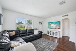 6527 3RD AVENUE, ST PETERSBURG, FL 33707 - MLS#MFRTB8496005