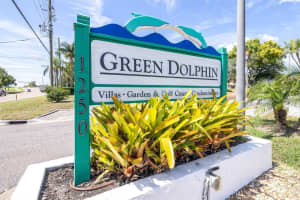 2201 PINE DRIVE, TARPON SPRINGS, FL 34689 - MLS#MFRTB8496087