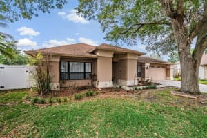 9407 PEBBLE GLEN AVENUE, TAMPA, FL 33647 - MLS#MFRTB8496164