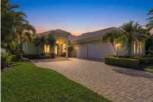8832 ENCLAVE COURT, SARASOTA, FL 34238 - MLS#MFRTB8496187