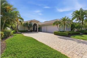 8832 ENCLAVE COURT, SARASOTA, FL 34238 - MLS#MFRTB8496187