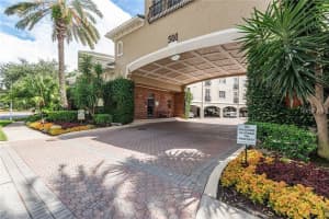 501 KNIGHTS RUN AVENUE, TAMPA, FL 33602 - MLS#MFRTB8496193