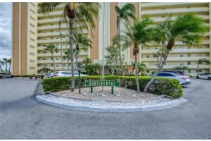 4775 COVE CIRCLE, ST PETERSBURG, FL 33708 - MLS#MFRTB8496250