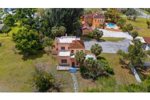 7010 PARK STREET, ST PETERSBURG, FL 33707 - MLS#MFRTB8496251