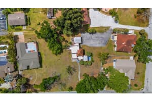 7010 PARK STREET, ST PETERSBURG, FL 33707 - MLS#MFRTB8496251