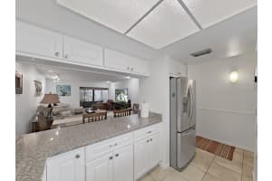 215 VALENCIA BOULEVARD, LARGO, FL 33770 - MLS#MFRTB8496262