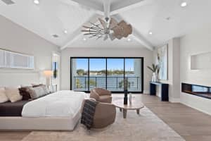 337 COFFEE POT DRIVE, ST PETERSBURG, FL 33704 - MLS#MFRTB8496270