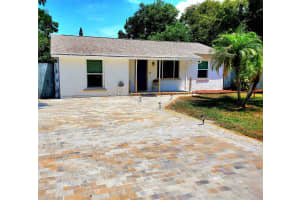 430 1st Ave Ne, LARGO