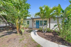 3997 MARLIN DRIVE, ST PETERSBURG, FL 33705 - MLS#MFRTB8496364