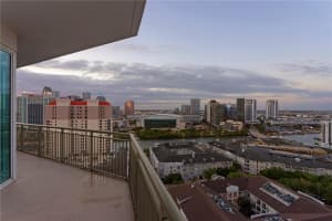 450 KNIGHTS RUN AVENUE, TAMPA, FL 33602 - MLS#MFRTB8496386