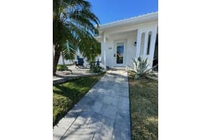 541 SPANISH DRIVE, LONGBOAT KEY, FL 34228 - MLS#MFRTB8496387