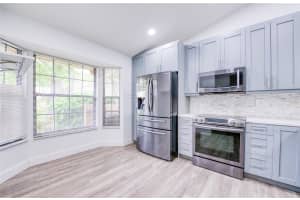 2617 BENTLEY DR, PALM HARBOR, FL 34684 - MLS#MFRTB8496411