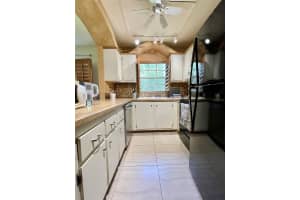 420 BAYSHORE BOULEVARD, CLEARWATER, FL 33759 - MLS#MFRTB8496429