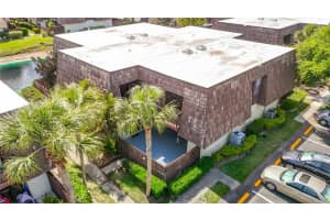 15426 POND WOODS DRIVE, TAMPA, FL 33618 - MLS#MFRTB8496437