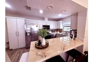 7218 HIGHLAND AVENUE, TAMPA, FL 33604 - MLS#MFRTB8496446
