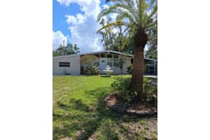 924 Lakewood Avenue, TAMPA
