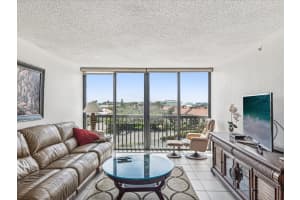 255 DOLPHIN POINT, CLEARWATER BEACH, FL 33767 - MLS#MFRTB8496532