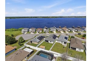 120 SUMMERSHORE DRIVE, AUBURNDALE, FL 33823 - MLS#MFRTB8496571