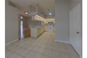 MLS# MFRTB8496572, Plant City, Florida 33566