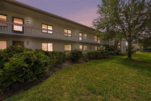 172 Lakeview Way #172, OLDSMAR