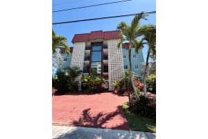180 Se 20th Ave #303, DEERFIELD BEACH