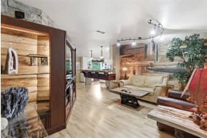 9101 WOOD TERRACE DRIVE, TAMPA, FL 33637 - MLS#MFRTB8496602