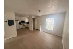 7517 LAKESHORE DRIVE, TAMPA, FL 33604 - MLS#MFRTB8496630