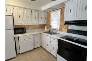 7181 MOUNT HAWTHORNE ROAD, ST PETERSBURG, FL 33702 - MLS#MFRTB8496640