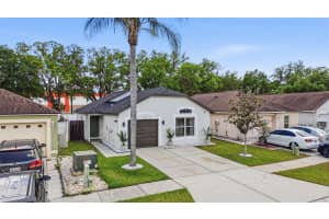 5916 LAKE FRONT DRIVE, WESLEY CHAPEL, FL 33545 - MLS#MFRTB8496651