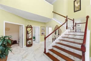 9207 MEADOW LANE COURT, TAMPA, FL 33647 - MLS#MFRTB8496673