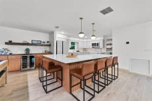 1830 LAKEVIEW RD, CLEARWATER, FL 33764 - MLS#MFRTB8496716