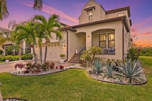 916 Seagrape Dr, RUSKIN
