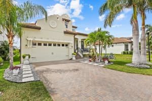 916 SEAGRAPE DRIVE, RUSKIN, FL 33570 - MLS#MFRTB8496723