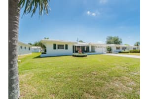 9227 143RD STREET, SEMINOLE, FL 33776 - MLS#MFRTB8496786