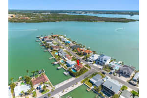 562 JOHNS PASS AVENUE, MADEIRA BEACH, FL 33708 - MLS#MFRTB8496800