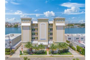 706 BAYWAY BOULEVARD, CLEARWATER BEACH, FL 33767 - MLS#MFRTB8496829