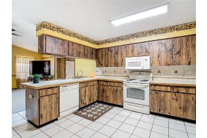 1004 MOOK STREET, BRANDON, FL 33510 - MLS#MFRTB8496842