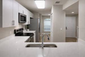 14639 Par Club Cir, TAMPA