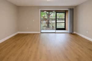 14639 PAR CLUB CIRCLE, TAMPA, FL 33618 - MLS#MFRTB8496863